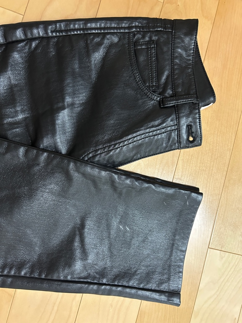 Wilfred Faux Leather Skinny Pants – Size 0 - Picture 6 of 8